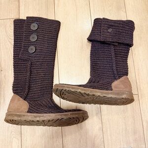 UGG Classic Cardy boots in brown.